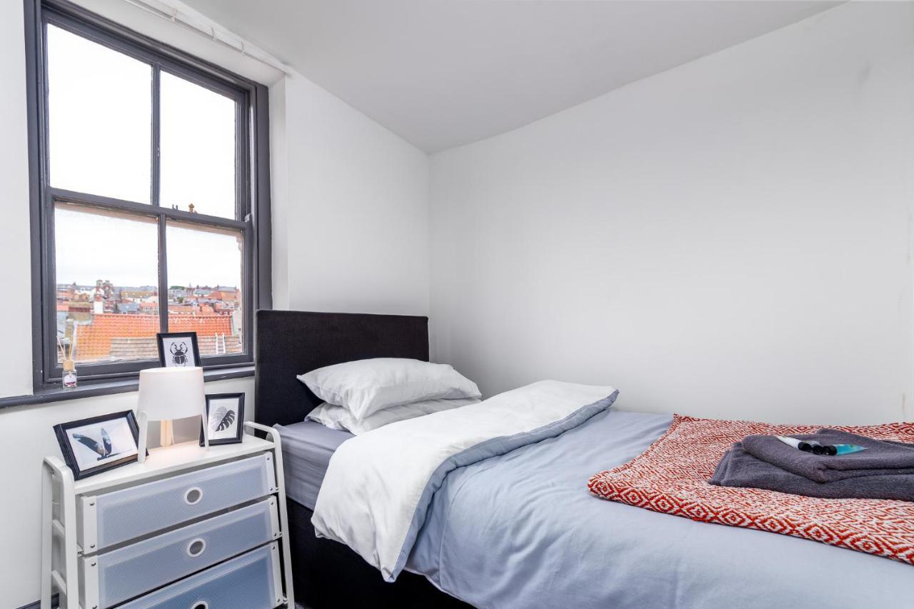Ga L Whitby Central Dış mekan fotoğraf